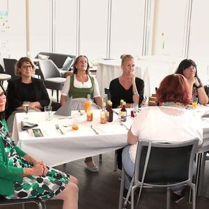 25 neu ausgebildete Bibliothekarinnen für OÖ