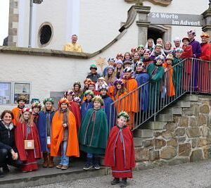 Sternsingen 2023 / Heine-Klug Maria Sternsingen 2023