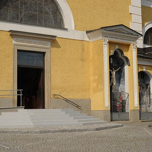 Pfarrkirche Alberndorf (neu renoviert)