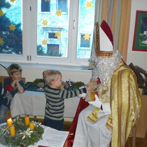 Kindergarten bereitet sich auf Weihnachten vor