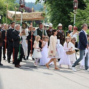 Fronleichnam 2023 / Maria Heine Klug & Christa Stadler Fronleichnam 2023