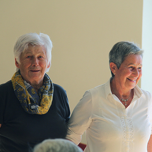 Am Tag vor dem Begegnungsfest hatten Dorli Reindl und Hilda Tutschek Geburtstag. Dafür gab es von den Gästen ein Ständchen. 