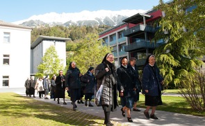 Ordensfrauen aus ganz Österreich zur Jubiläumsfeier in Innsbruck