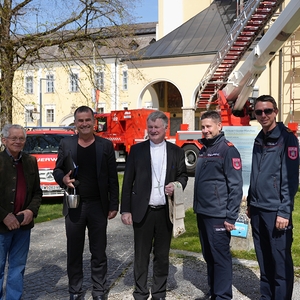Pressekonferenz und Segnung Basilikadach